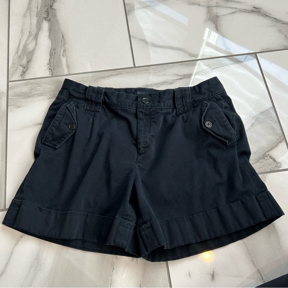 Banana Republic Martin Fit black jean stretch shorts great condition size 8